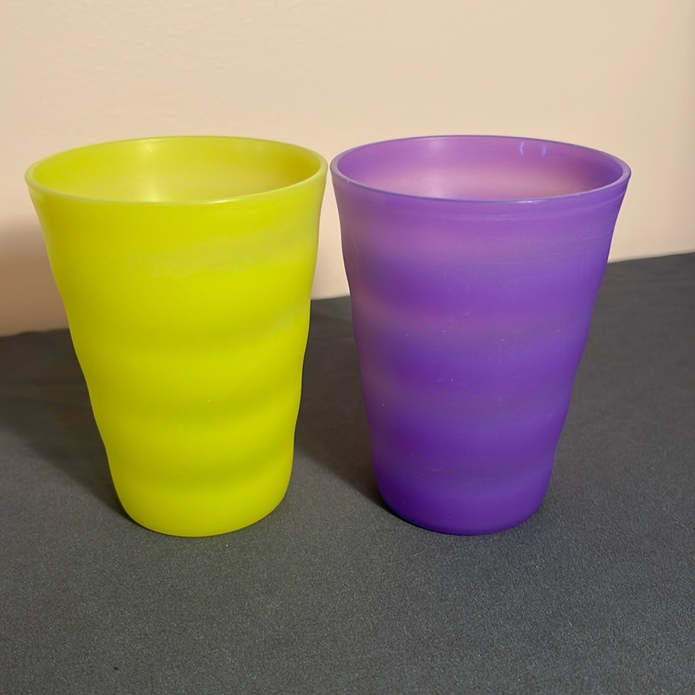 Tupperware Impressions Cups Plastic Tumblers 330ml Set of 2 3218A Purple Yellow
